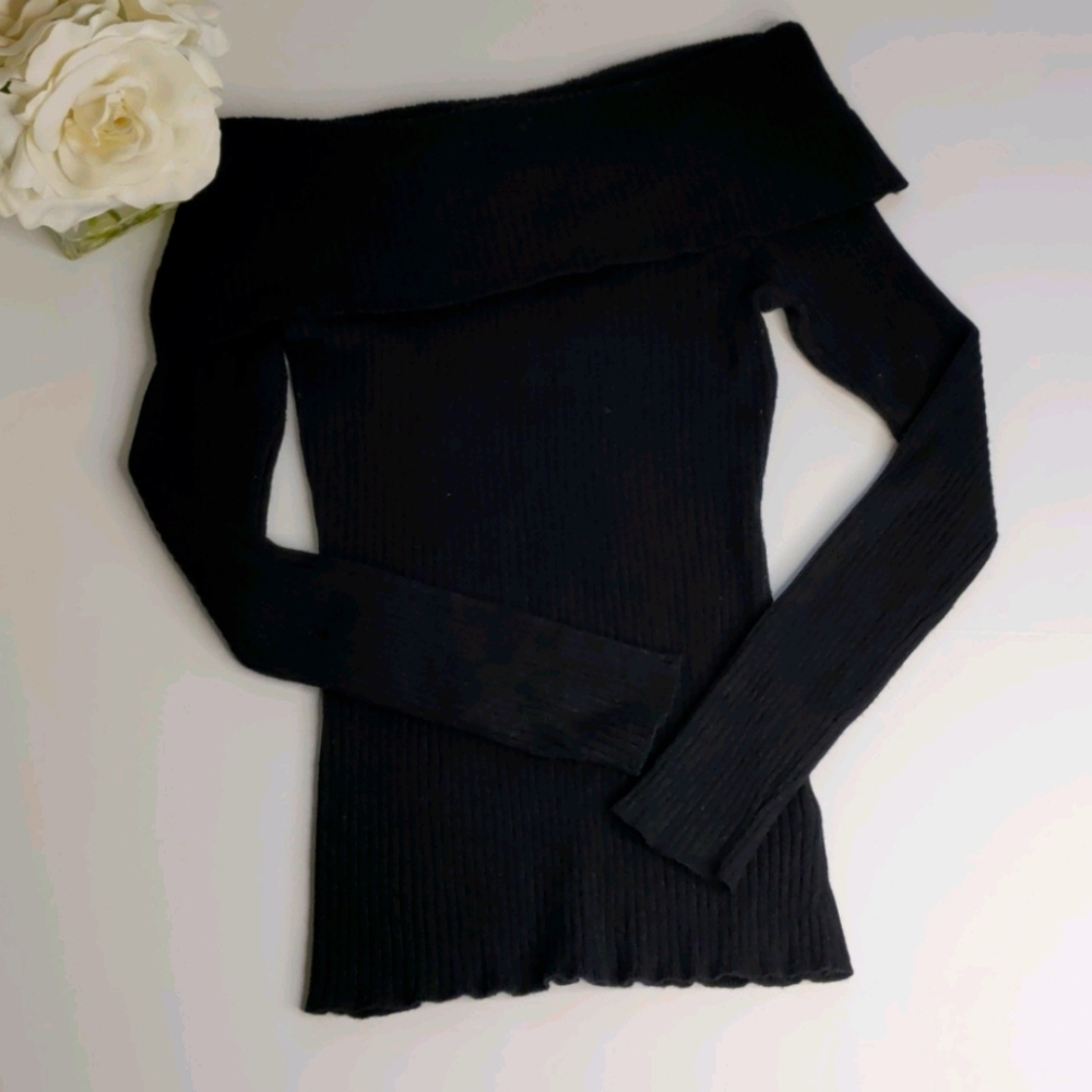 Jennifer Lopez Black off shoulder Top Size Medium - Picture 3 of 13